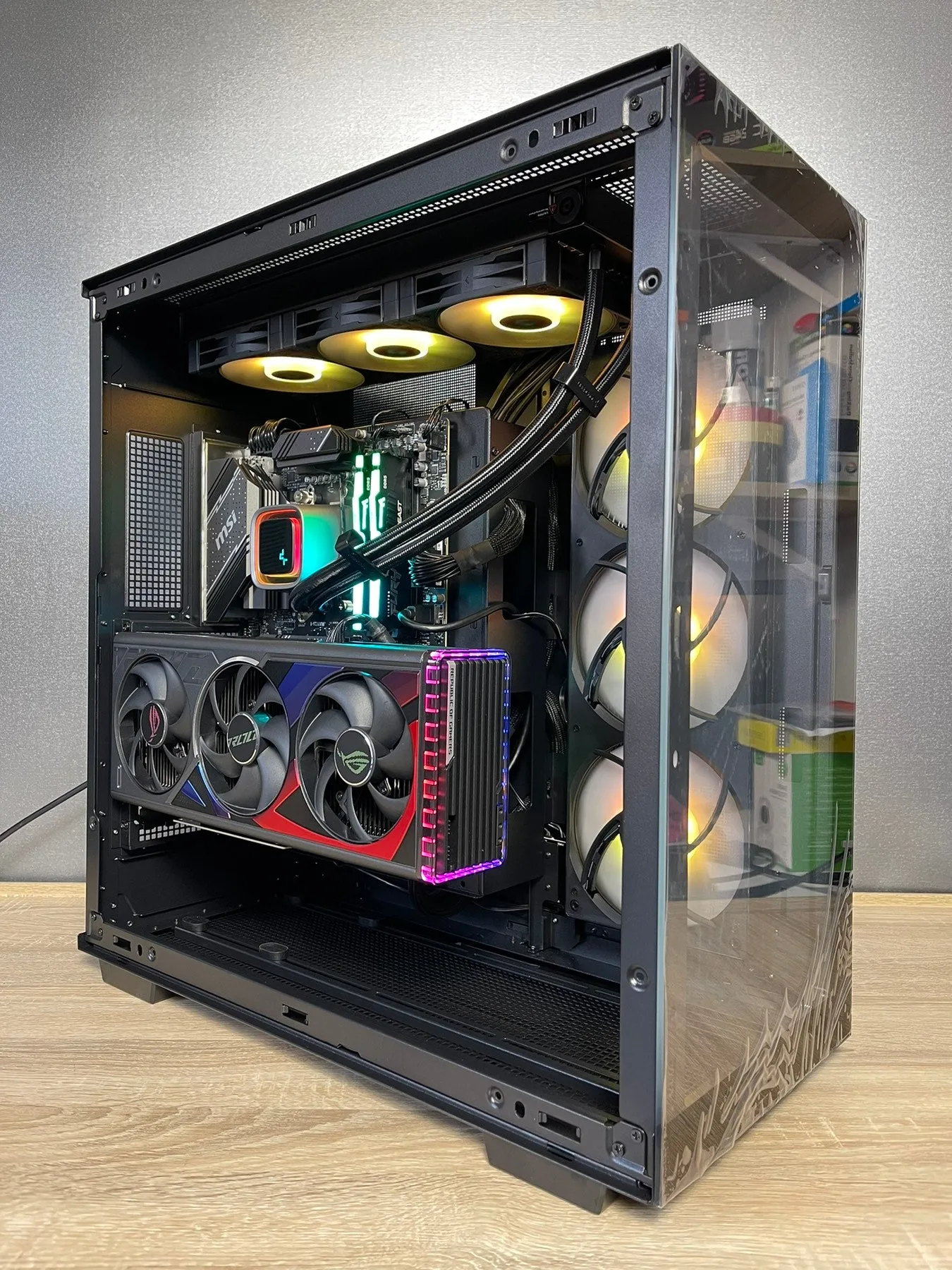 Custom Gaming PC/ i5-14600KF/ 32GB DDR5/ 1 TB NVMe/ RTX 4070 Ti