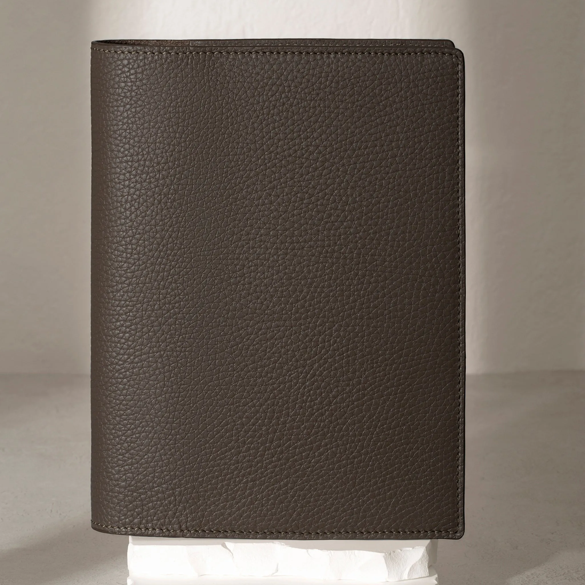 Heirloom Premium Leather Folio | Large